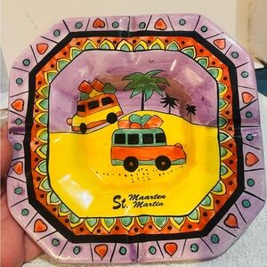 Colorful St. Maarten Decorative ashtray collector series American Gift unique